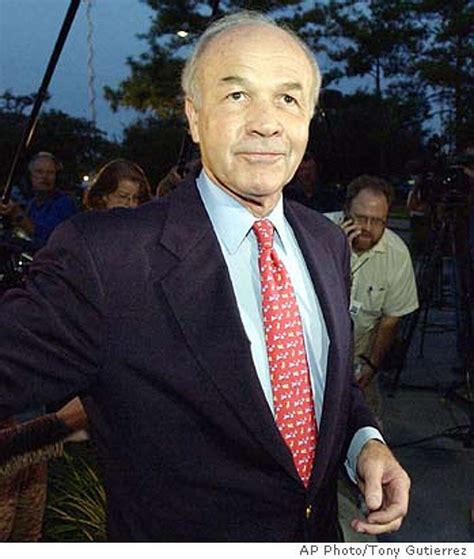 Ex-Enron chief Ken Lay enters not guilty plea / He blames collapse of energy giant on former ...