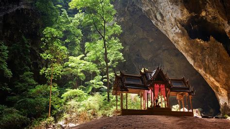 Beautiful temple inside a cave - Phraya Nakhon Cave, Hua Hin - Thailand - YouTube