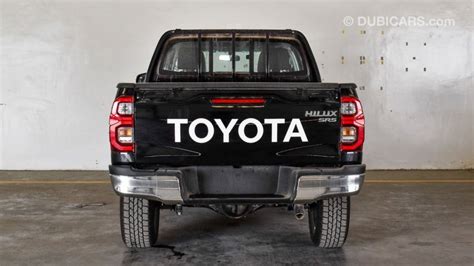 New 2023 Toyota Hilux 4x4 Double Cab 2.7L HI SR5 Petrol AT | Wooden ...