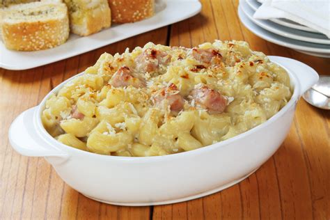 Baked Macaroni and Cheese with Ham Recipe | Sauder's Eggs