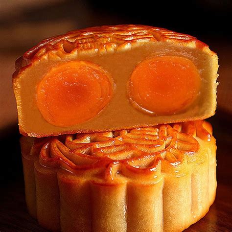 Double Yellow Mooncake Cantonese Egg Yolk Mooncake Bean Paste Lotus ...