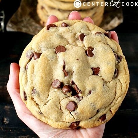 Jumbo Chocolate Chip Cookies Recipe