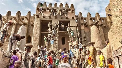 Rebuilding the Great Mosque of Djenne