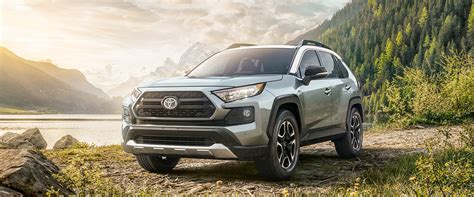 Toyota Sales & Service in DeKalb, IL | Toyota Dealer near Me