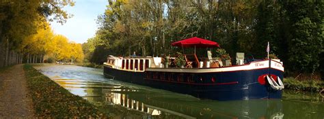 Hotel barge & canal boat cruises in Burgundy, France