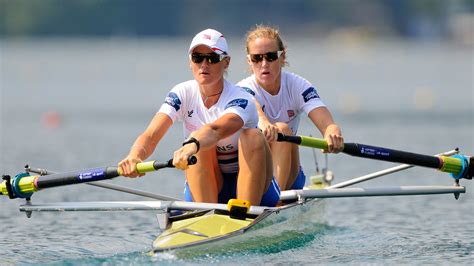 The science behind a safe, strong rowing technique - British Rowing