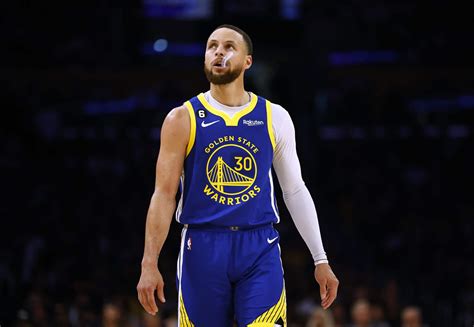 Steph Curry Reacts To Warriors' Game 3 Loss To Lakers