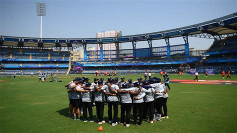 World Cup 2023: Sri Lankan players wear black armbands to pay tribute ...