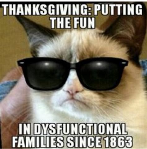 15 Funny Thanksgiving Memes That Your Family Will Appreciate