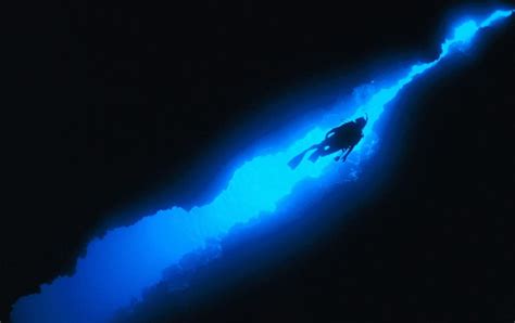 Abyss diver, ocean, HD wallpaper | Peakpx