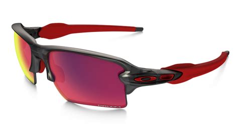 Summer running sunglasses - Canadian Running Magazine