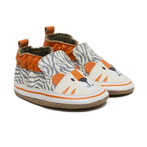 Robeez | Baby Shoes & Clothes Store for Infants & Toddlers