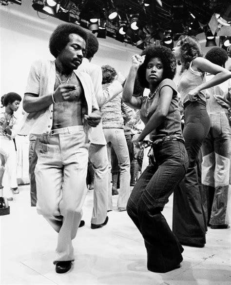 Snapshot: Soul Train Dancers – Urban Mogul Life