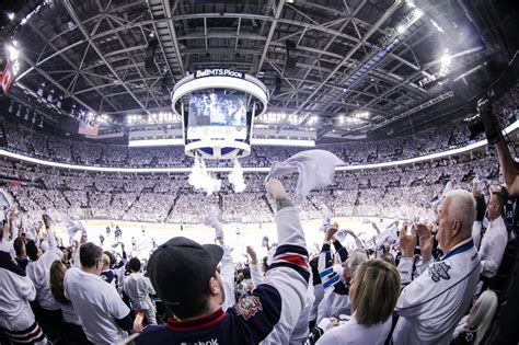 The Winnipeg Jets Have Won a Playoff Game, Finally