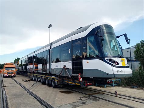 De Lijn Coastal Tram: First CAF tramway delivered - Urban Transport Magazine