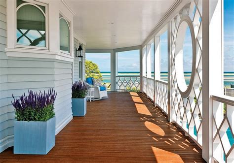 10 Amazing Porches With A Stunning Ocean View | Decoist