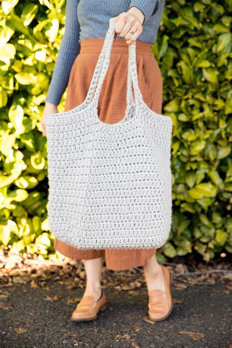 Four Strand Crochet Tote – Free pattern & tutorial