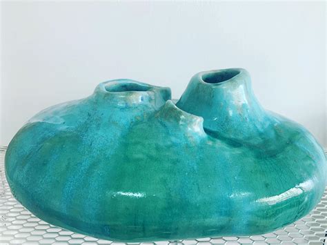 Avomit ceramics art