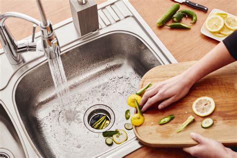 How To Clean A Kitchen Sink Disposal | Dandk Organizer