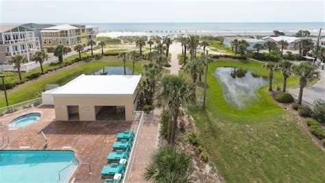 Hampton Inn St. Augustine Beach in St. Augustine, FL | Expedia