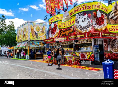 Food Stand at the Alameda County Fair in Pleasanton California Stock Photo - Alamy