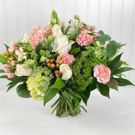 19 Best Online Flower Delivery Services in the USA - Petal Republic