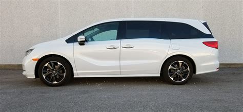 Test Drive: 2021 Honda Odyssey Elite | The Daily Drive | Consumer Guide®