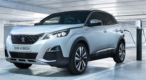 The new 2021 Peugeot 3008 Hybrid 4 with 300 hp from 48,000 euros | Car Division