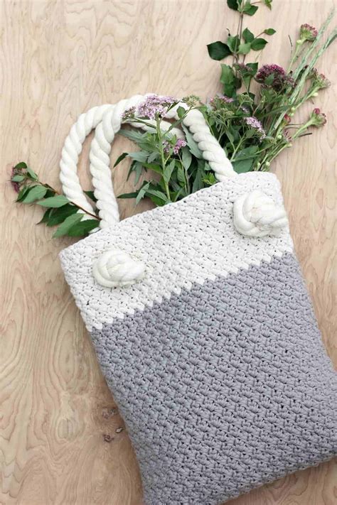 15+ Intricate Free Crochet Bag Patterns for Beginners - Little World of Whimsy