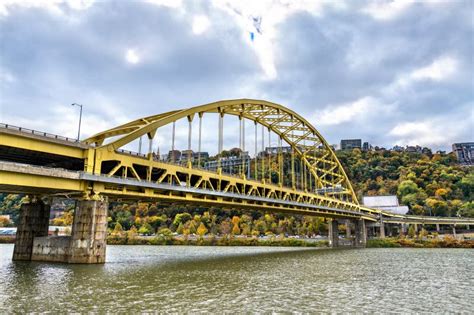 Fort Pitt Bridge Across the Monongahela River in Pittsburgh ...