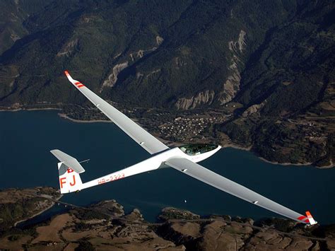 Glider (sailplane) - Wikipedia