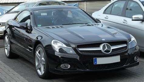 File:Mercedes SL 500 (R230) II. Facelift front 20100710.jpg - Wikipedia ...