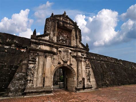 Intramuros, Manila - Map, Facts, History, Things to do, History, Tour