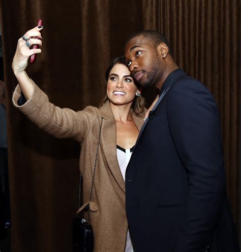 Celebrities Taking Selfies | Pictures | PS Celebrity