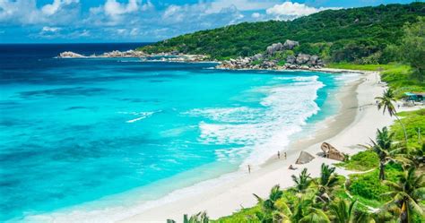 Visit Seven Different Beaches on This 7-Day Seychelles Trip Itinerary