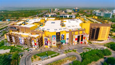 Top 10 biggest malls in India(2024)