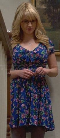 Page 2 | Bernadette Rostenkowski Outfits & Fashion on The Big Bang Theory | Melissa Rauch