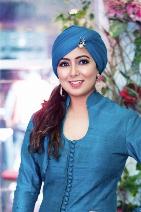 Harshdeep Kaur (Singer) Age, Height,Net Worth & Bio - CelebrityHow