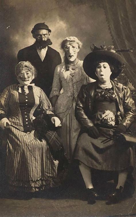 Victorian Halloween Costumes : VictorianEra