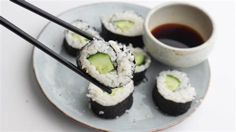 Easy Cucumber Roll Recipe