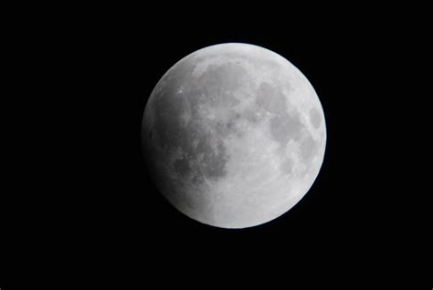 How to See This Friday’s Penumbral Lunar Eclipse | Universe Today