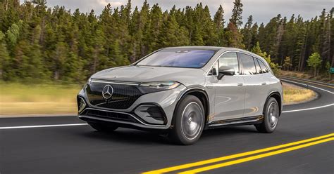 2023 Mercedes-Benz EQS SUV First-Drive Review: Recipe for Success - CNET