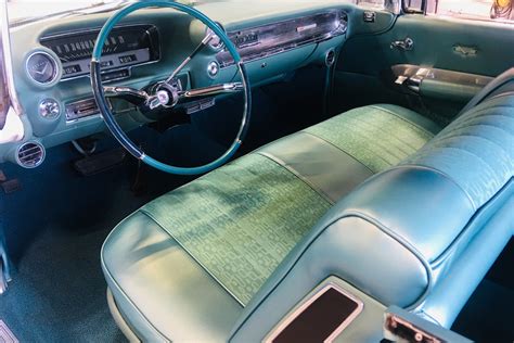 1960 CADILLAC SERIES 62 - Interior - 232374