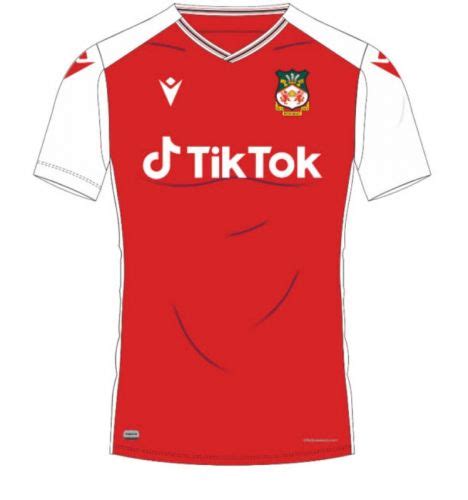 Maglie Wrexham 2021-22