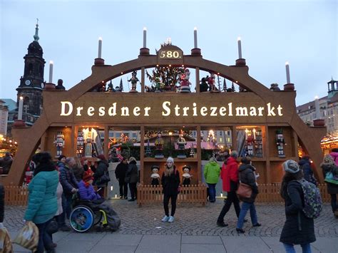 File:Striezelmarkt 580-2014 Dresden 07.JPG - Wikimedia Commons