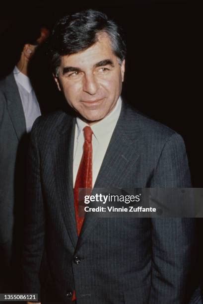 754 Michael Dukakis 1988 Photos & High Res Pictures - Getty Images