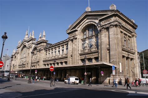 Gare du Nord | The original frontage of Gare du Nord, 4/09. | Hugh Llewelyn | Flickr
