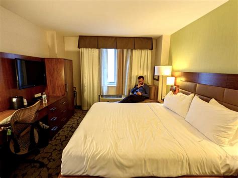 Stay At Hilton Garden Inn New York: Honest Hotel Reviews | Afternoon ...