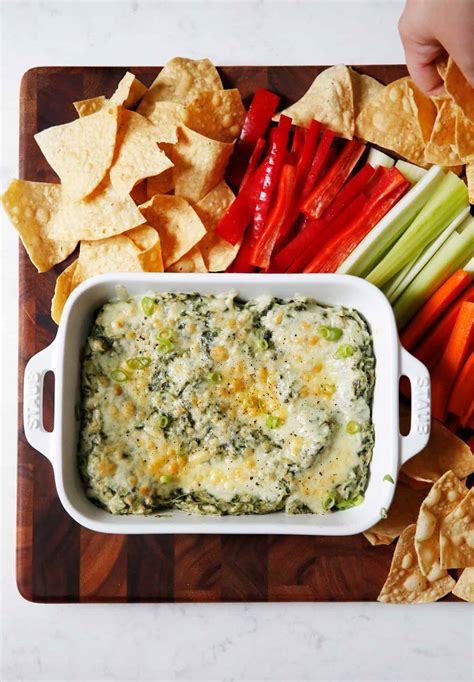 Healthy Spinach Artichoke Dip