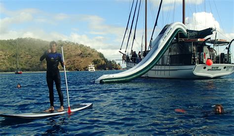 Great Barrier Reef Tours Sailing the Whitsundays on Schooner